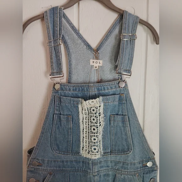 NWT!! POL, Chic Overalls with Embroidery Detail. Size M - Picture 4 of 12